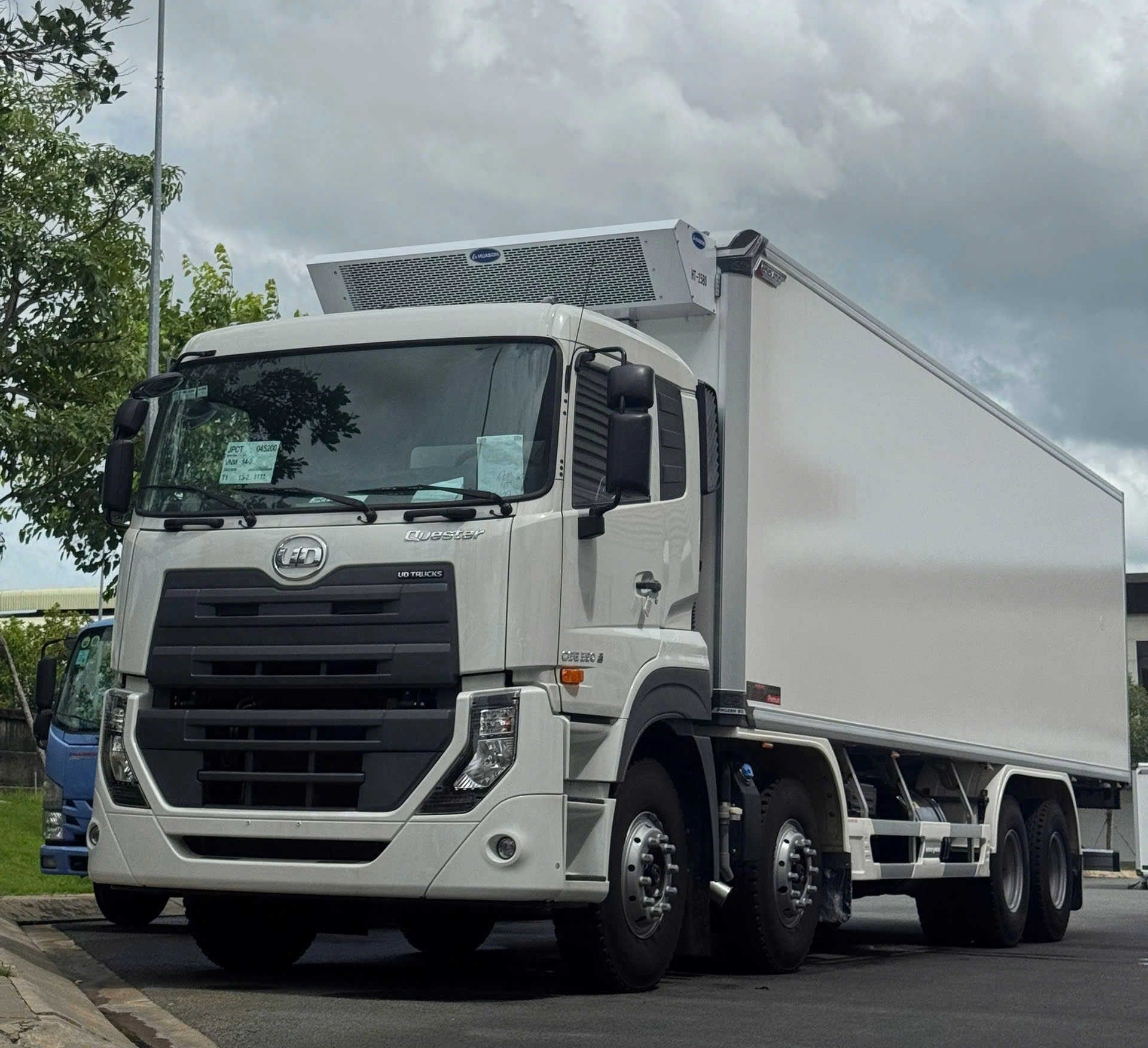 XE UD 4 CHÂN, 350HP, QUYỀN F1, HUABON 1580